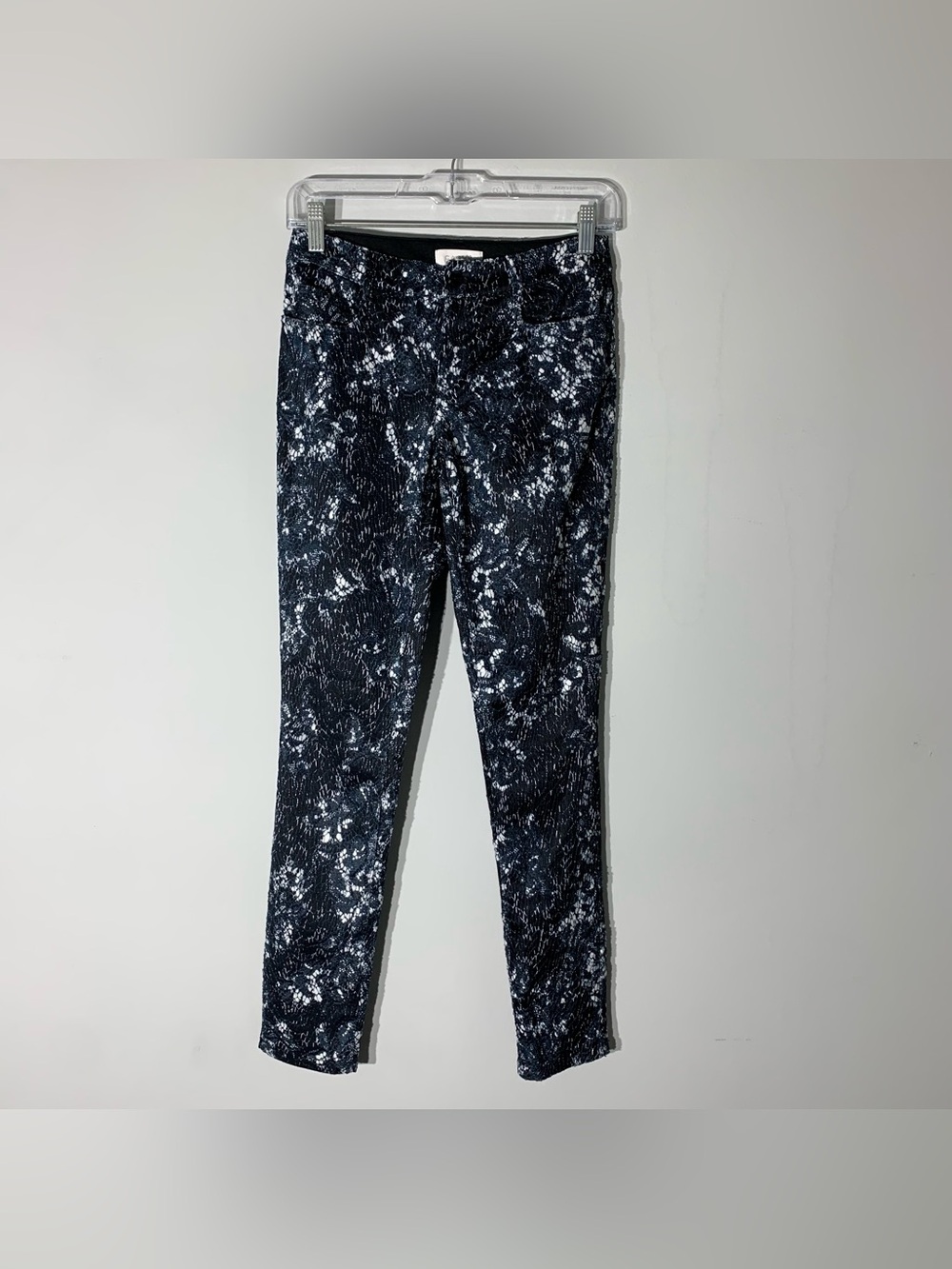 Cache Lace Skinny Pants Women’s Size 0 Goth